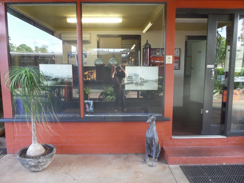 Motel Oasis Kingaroy Dış mekan fotoğraf